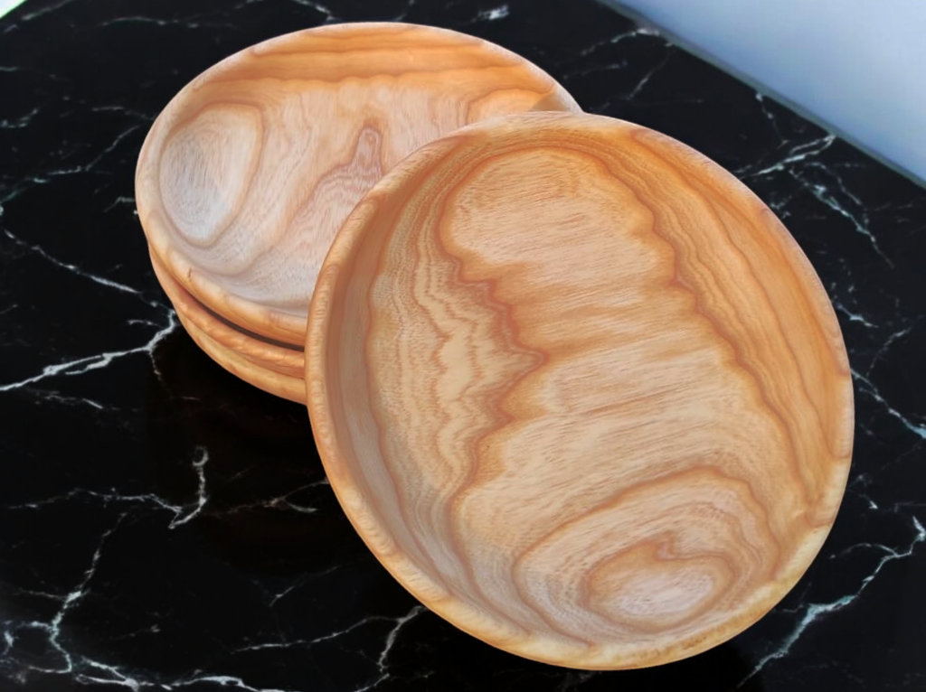 Assiette enfant en bois de frêne - 20 cm