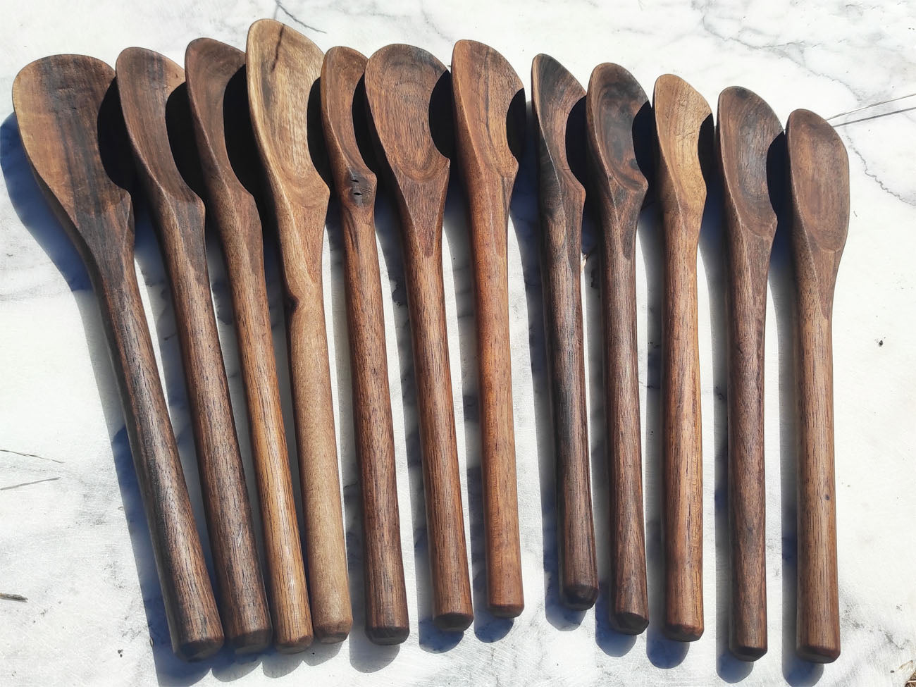 Cuillère-louche-bois-noyer (1)